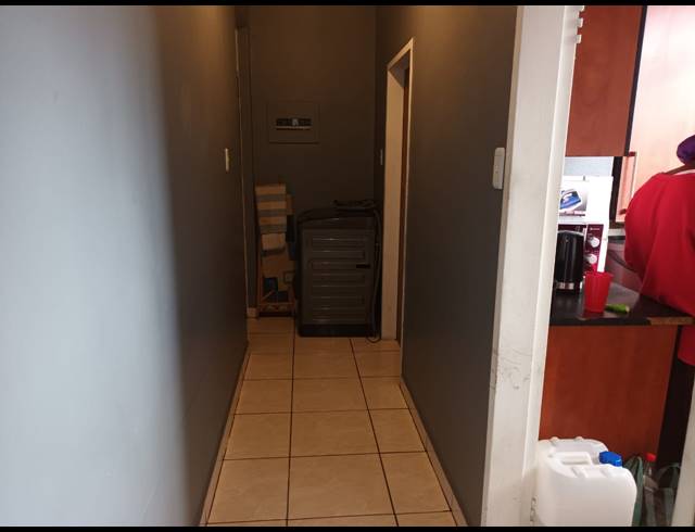 1 BEDROOM APARTMENT FOR SALE IN PRETORIA WEST